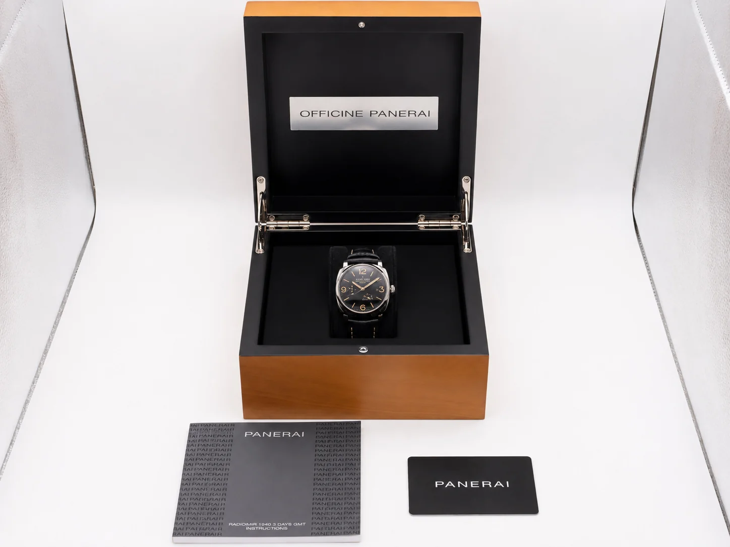 Panerai Radiomir 1940 3 Days GMT Power Reserve PAM00628 - Image 4