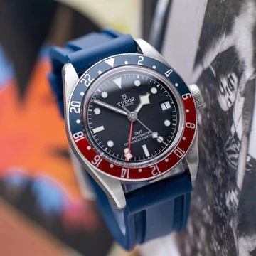 Tempomat - 22mm Blue Rubber Strap - Image 2